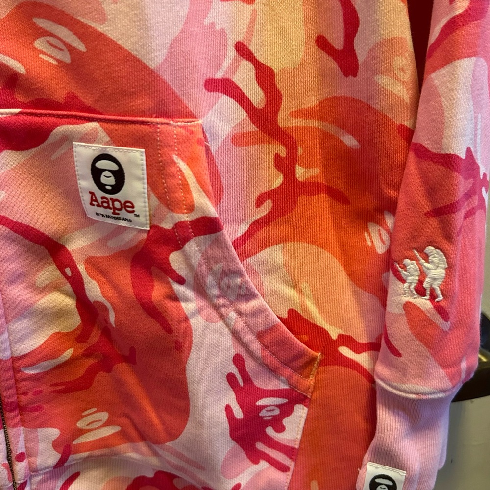 AAPE by Bathing Ape Camo Hoodie - Picture 8 of 9